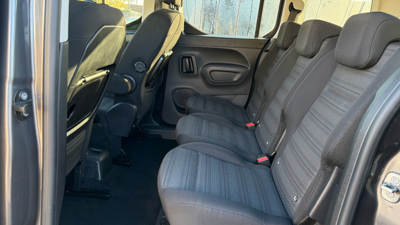 Vauxhall Combo Life 1.2 Turbo 130 Elite 5dr Auto [7 seat] Petrol Estate